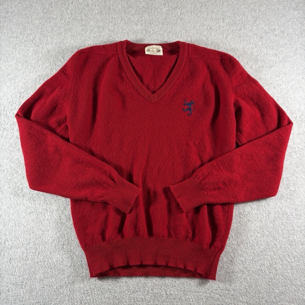 Vintage Edinburgh Woollen Mill Sweater Mens Small Red V‎ Neck Lambswool Pullover